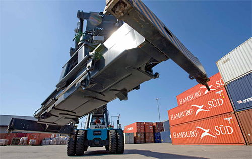 啟洋正面吊租賃給您講講，購(gòu)買集裝箱正面吊需注重哪些方面？